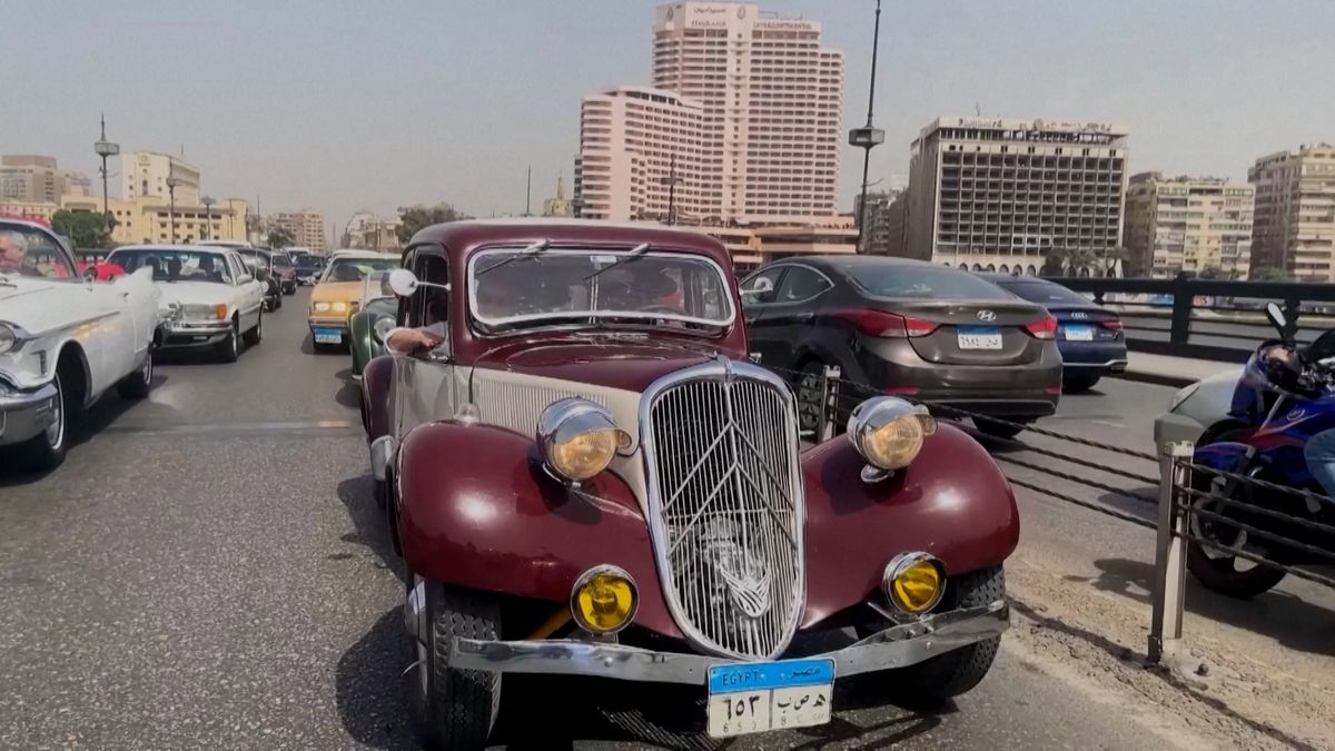 Oslavám 100 let egyptského automobilového klubu přihlížel i poslední král